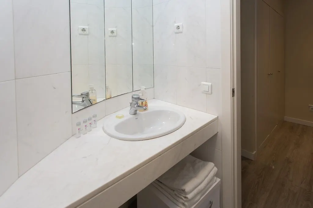 Letsgo Paseo De Gracia Apartment Barcelona